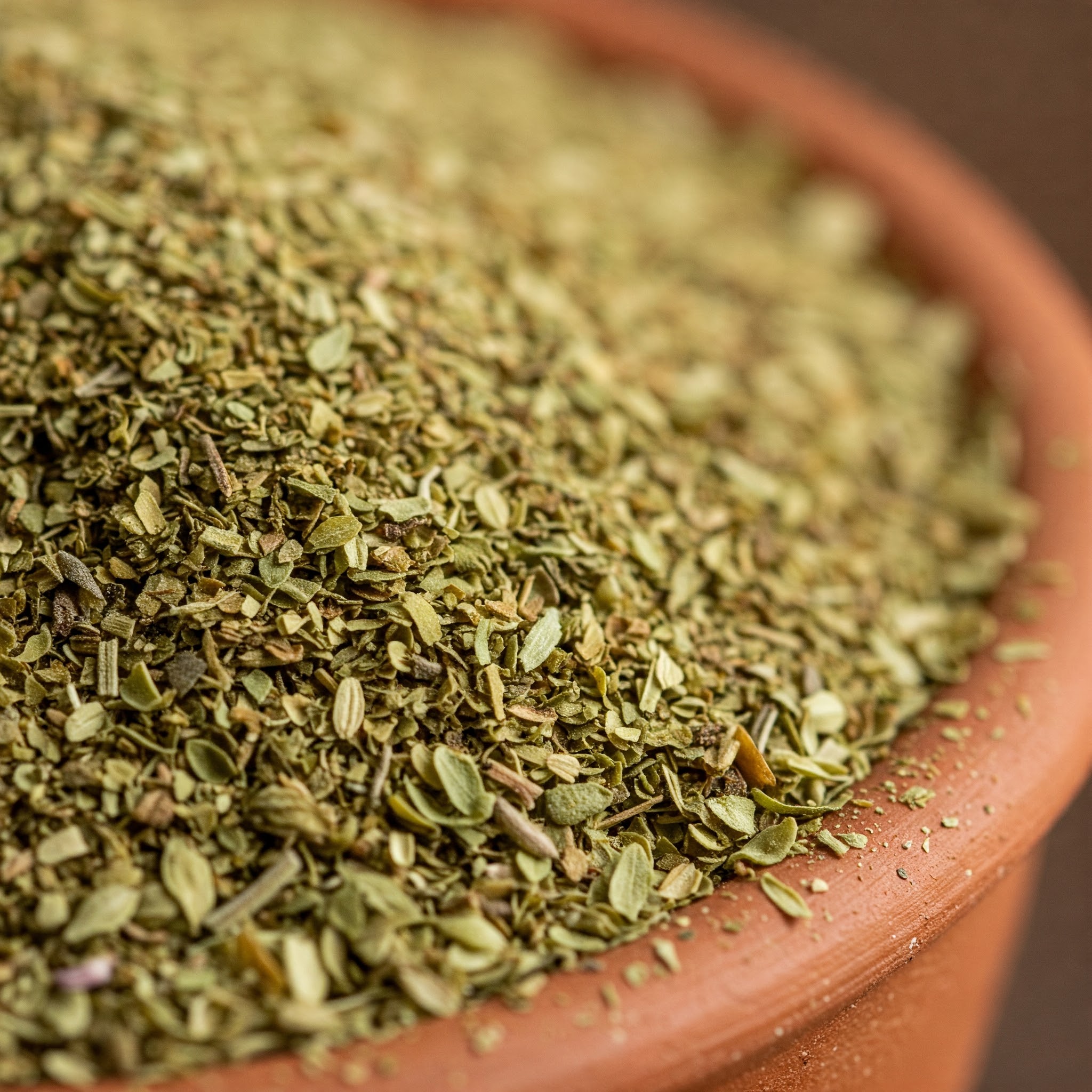 Para qué sirve el orégano en el cuerpo: usos y contraindicaciones