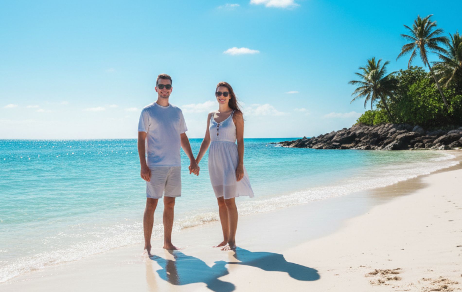 Vacaciones y sol: experto advierte sobre los efectos del bronceado