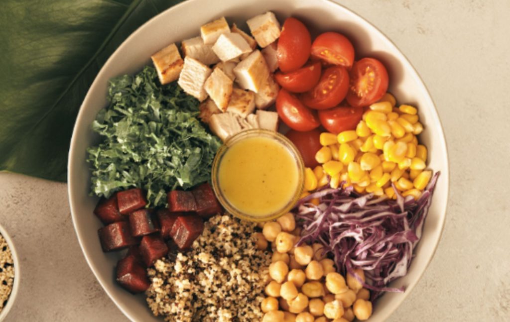 Ayuno intermitente es eficaz para bajar de peso, pero no superior