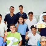 Caries y sensibilidad dental: invertir en prevención y calidad de vida