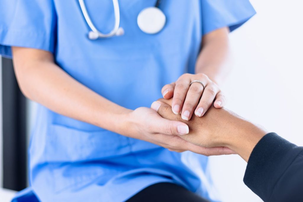 Salud en Colombia: mejor atención primaria resolvería 80% de líos / Shutterstock
