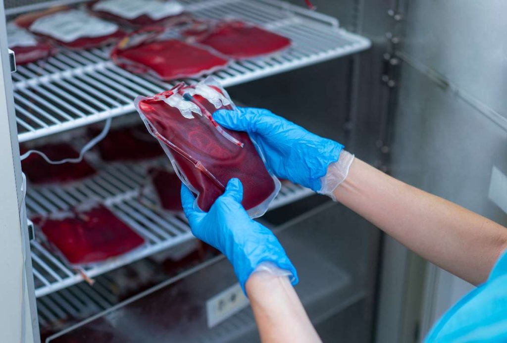 Sangre en Colombia alerta por reservas críticas: falta el tipo O+ / Getty Images